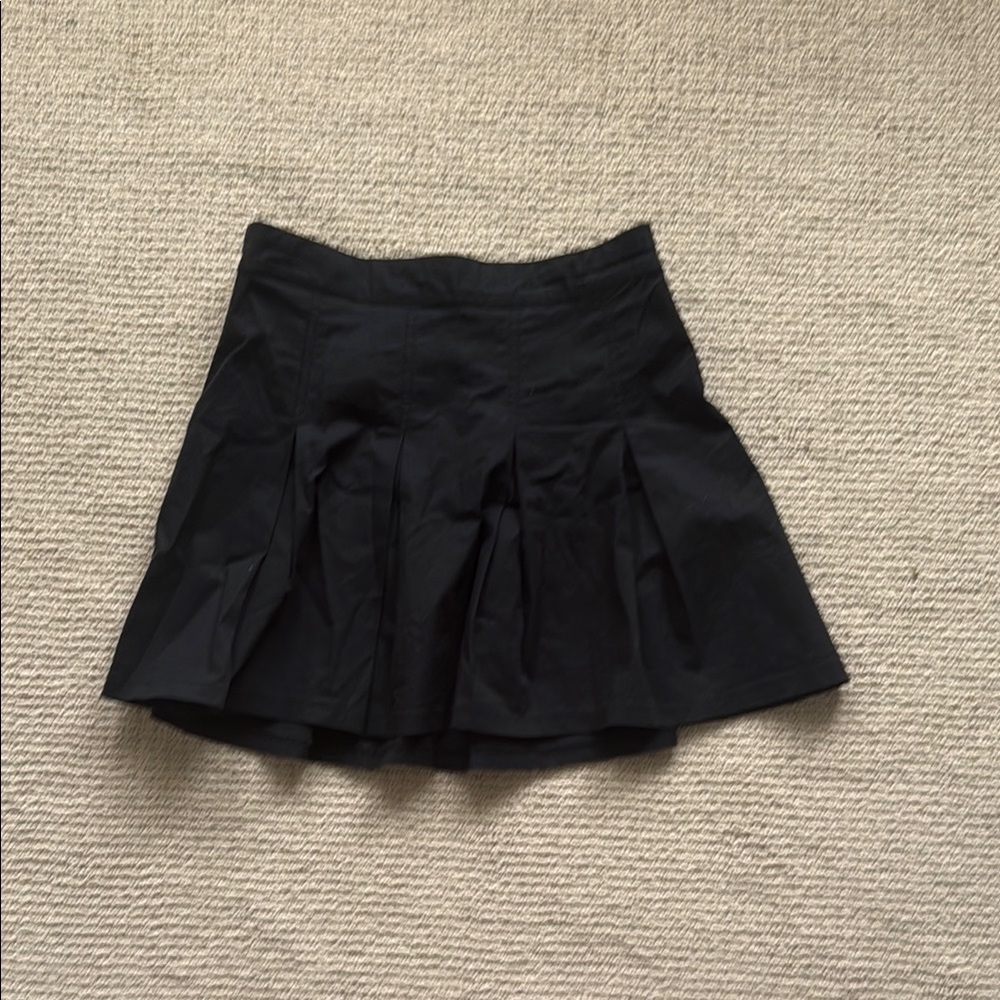 Black High Waisted Pleated Skirt